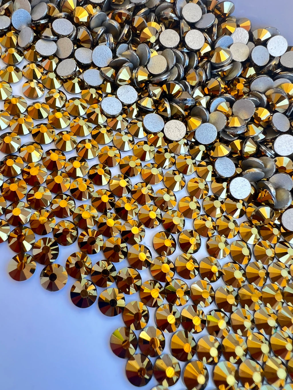 Goldmine- Metallic Glass Stones