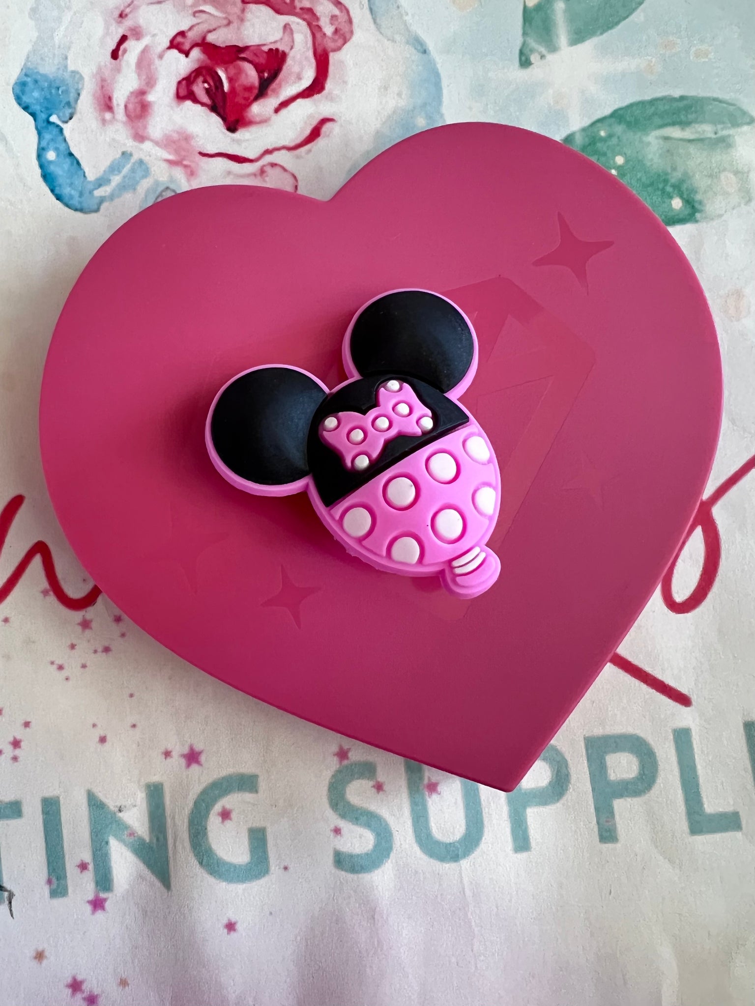 Black/pink mouse balloon charm